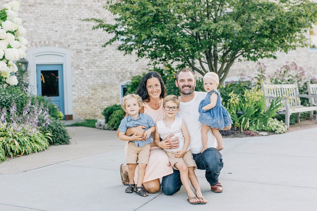 Forest Lake  Summer Family Portrait Session 